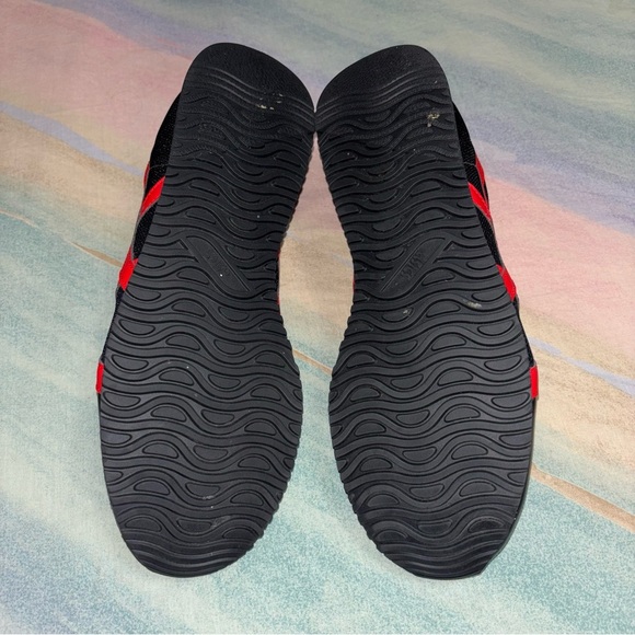 ASICS‎ Shoes Mens Size 10.5 Black Red Tiger Runner 1201A267 Synthetic Casual main image 7